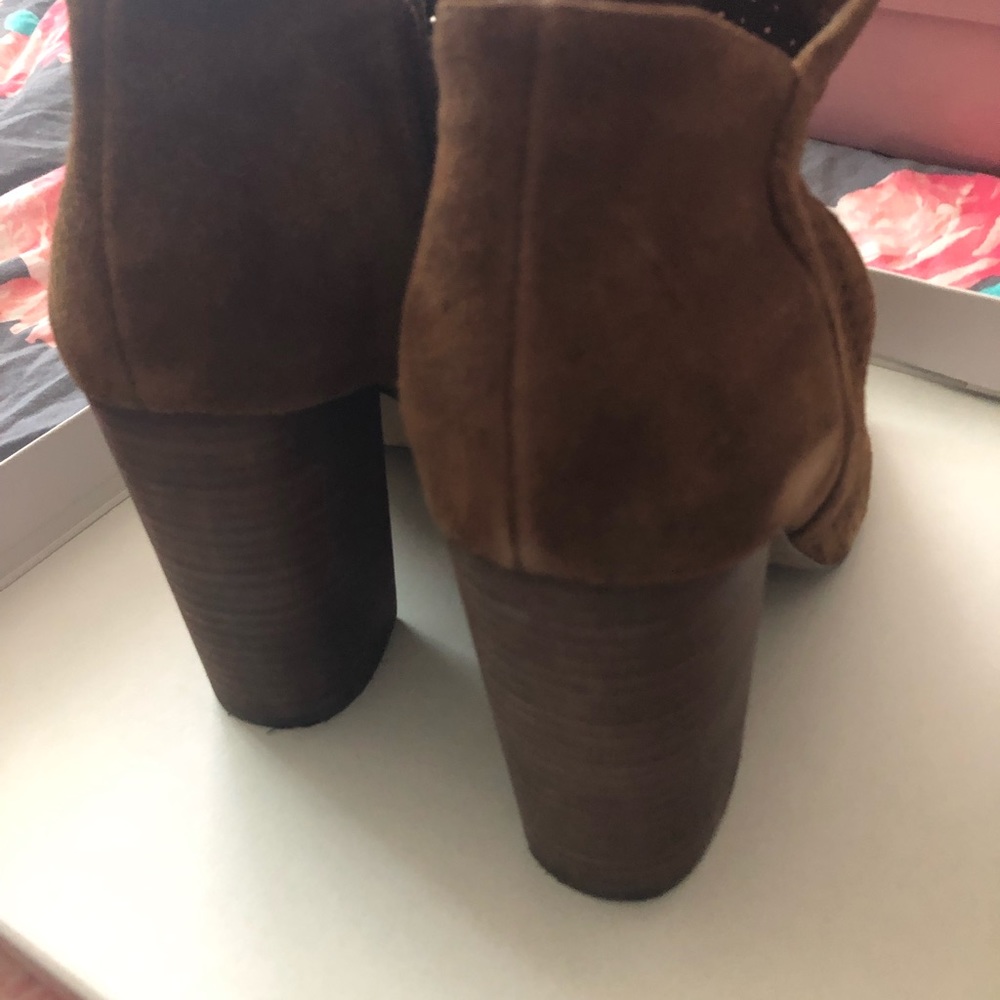 Jessica Simpson booties - Picture 3 of 6
